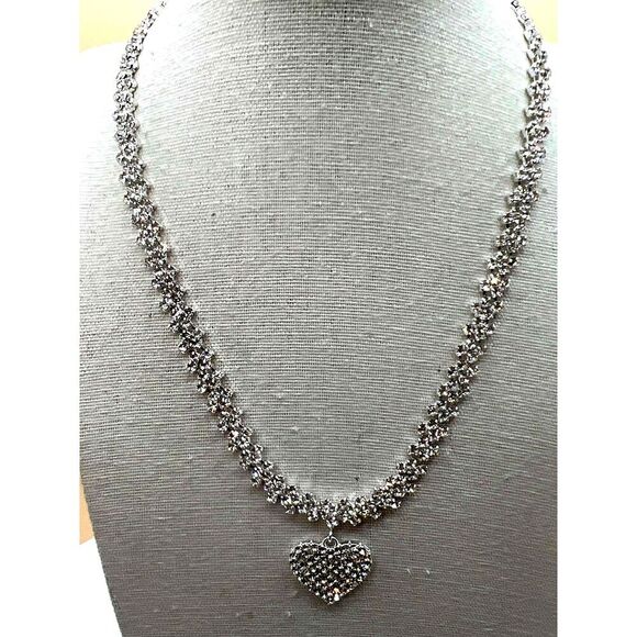 Vintage Jewelry - NEW Rhinestone Heart Pendant Chain Necklace